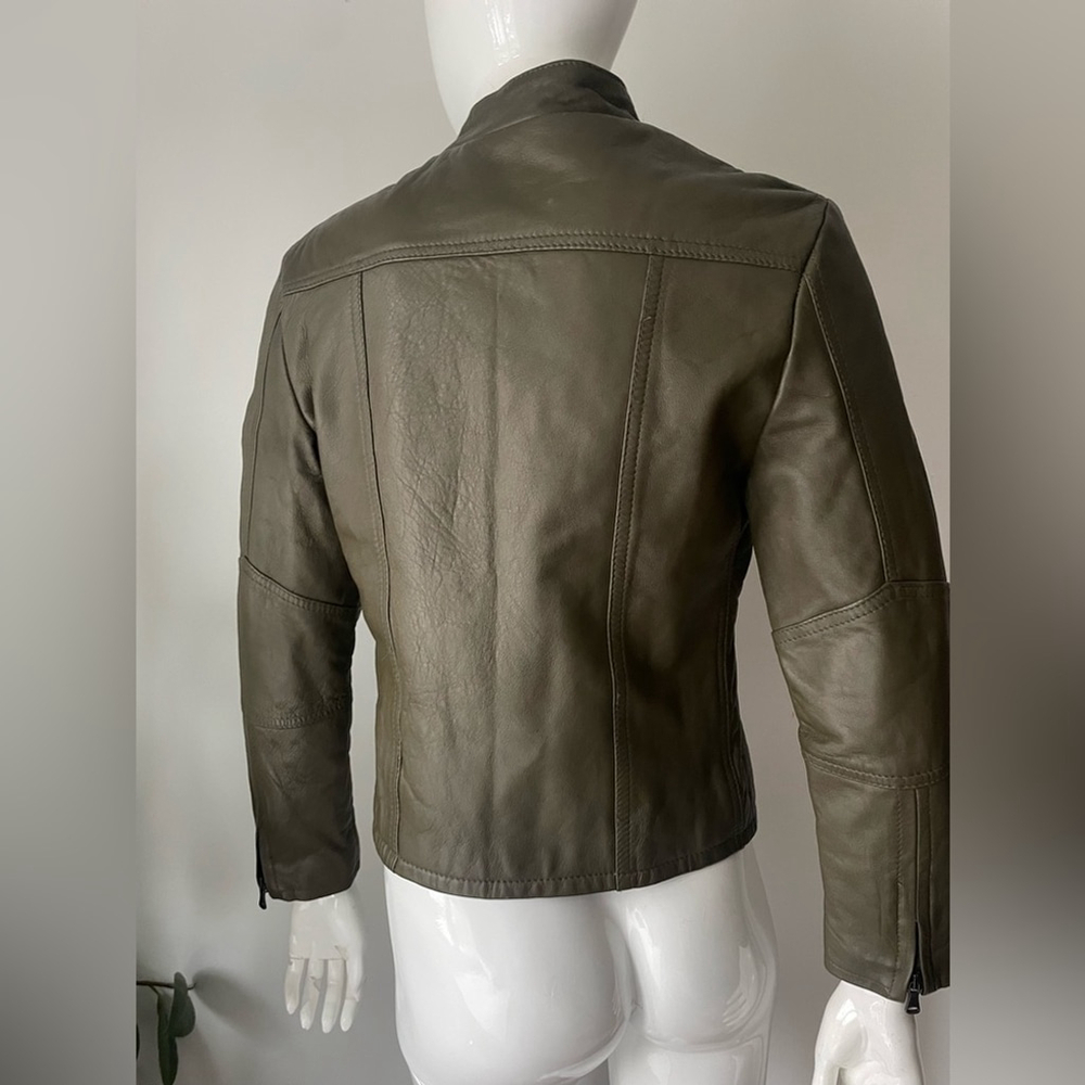 Rossodisera Italian Leather Moto Jacket – Size M
Green - Picture 2 of 10